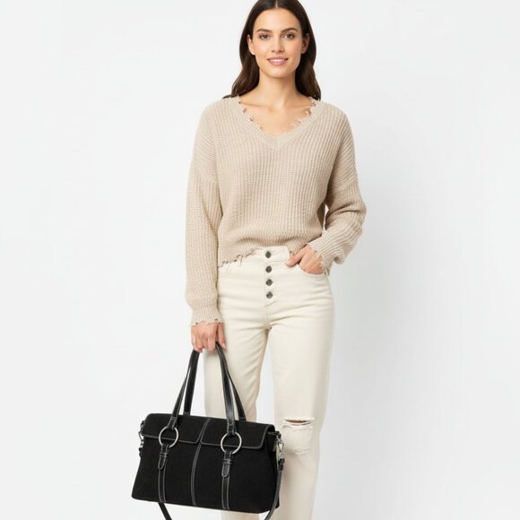 OUTFIT BUNDLE N1 – Jeans, Sweater & Handbag | Closet Mix & Match Pieces - Picture 1 of 4